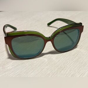 Tory Burch 9046 Sunglasses